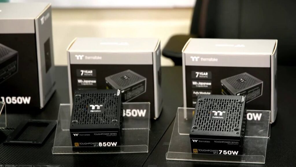 Thermaltake เปิดตัวแรม DDR5 พร้อม เคส พาวเวอร์ซัพพลาย เกมมิ่งเกียร์ และอุปกรณ์ระบายความร้อนสำหรับซีพียูรุ่นใหม่ 14 Tt PSU 2022 03