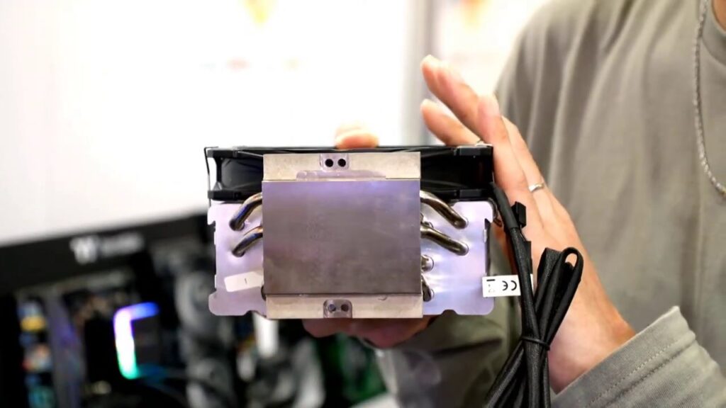 Thermaltake เปิดตัวแรม DDR5 พร้อม เคส พาวเวอร์ซัพพลาย เกมมิ่งเกียร์ และอุปกรณ์ระบายความร้อนสำหรับซีพียูรุ่นใหม่ 7 Tt TRX40