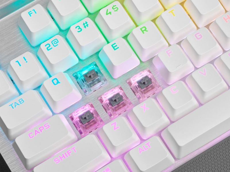 CORSAIR เปิดตัวคีย์บอร์ด OPX Optical Switch รุ่นใหม่ K60 PRO TKL และ K70 PRO OPX 4 2. K70 PRO OPX WHITE