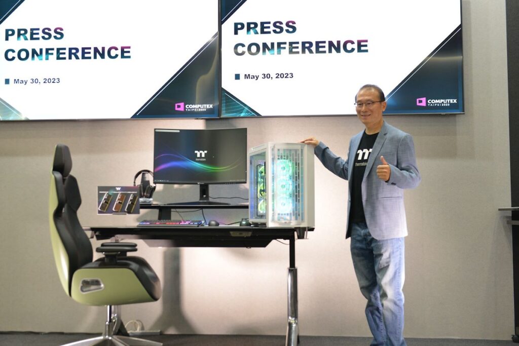 Thermaltake เปิดตัวเคส CTE Series และอุปกรณ์ต่าง ๆ ที่ใช้ สีพิเศษ Matcha Green ที่งาน COMPUTEX 2023 2 Thermaltake CEO Founder Kenny Opening Keynote