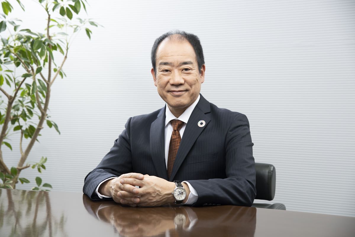 ยาสึโนริ โอกาว่า Epson 2