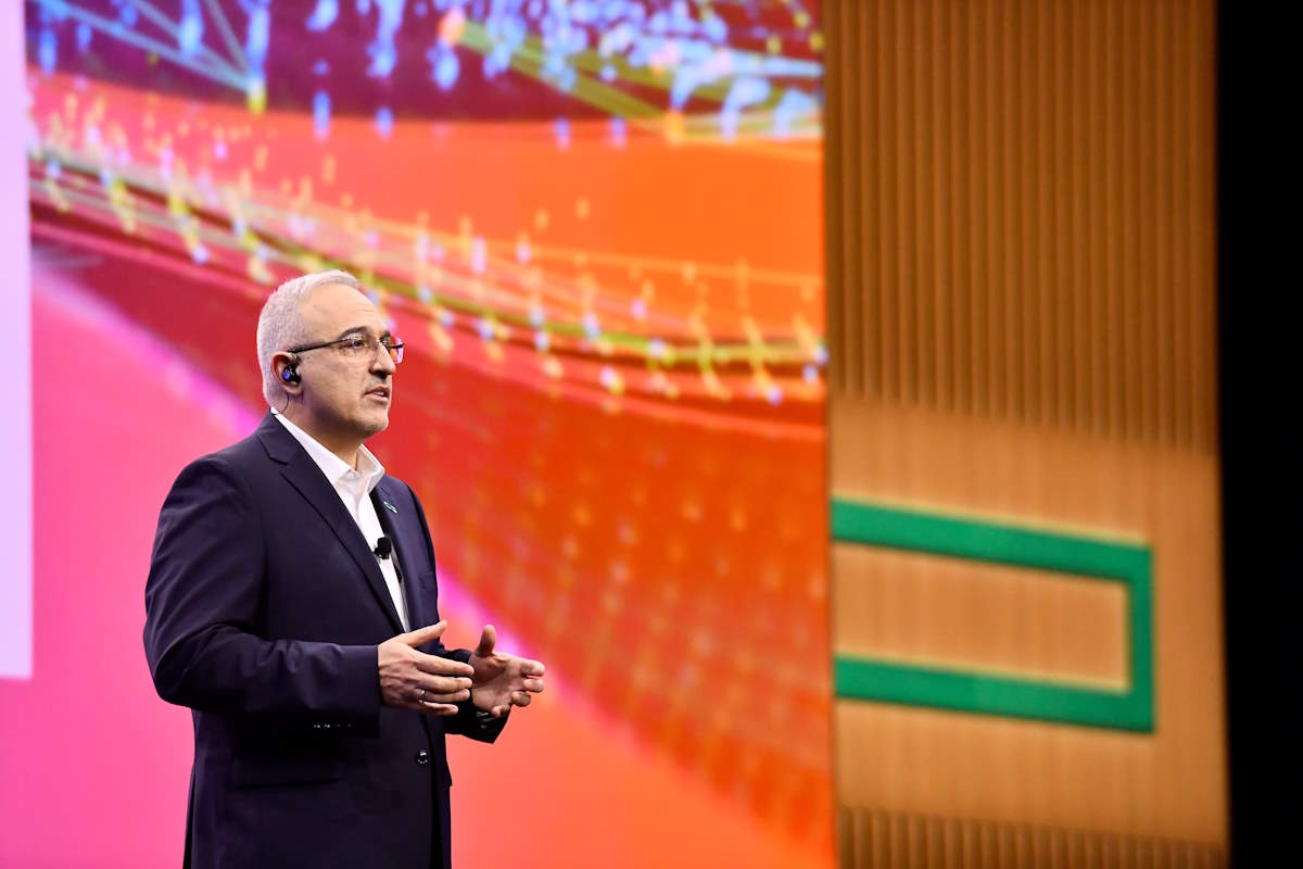 HPE เปิดตัวสถาปัตยกรรม AI-native ใหม่ และ โซลูชัน Hybrid Cloud รับมือการเปลี่ยนแปลงทางธุรกิจ 1 HPE Disc23 BCL 07753 2