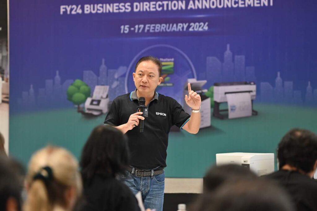 EPSON โชว์แกร่งโตสวนตลาด รับครบรอบ 33 ปี พร้อมเตรียมเปิดศูนย์โซลูชั่นรวมเทคโนโลยีเพื่อความยั่งยืน 2 Epson 299