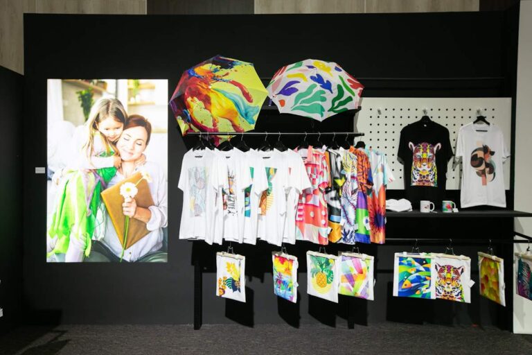 เอปสันเปิดตัว EPSON SureColor SC-V1030 และ SureColor SC-F1030 รองรับการพิมพ์ลงวัสดุที่หลายหลายขยายงานธุรกิจ