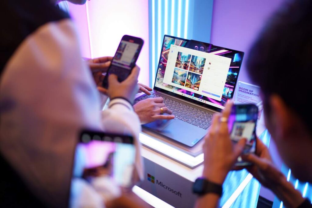 Lenovo นำเสนอคลื่นลูกใหม่ของพีซีด้วยนวัตกรรมที่ขับเคลื่อนด้วย AI อันชาญฉลาด 3 Lenovo Innovate 24 17