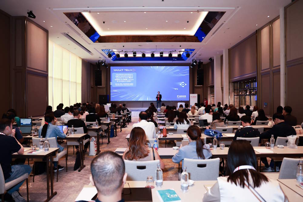 Canon จัดสัมมนาใหญ่ “THINK BIG" ชูเทรนด์ดิจิทัลและโซลูชันอัจฉริยะ หนุนองค์กรเติบโตยั่งยืน 2 1 CANON THINK BIG