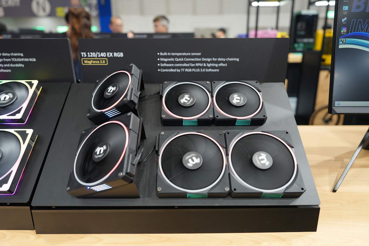 Thermaltake Announces the TS120TS140 EX RGB PC Cooling Fan