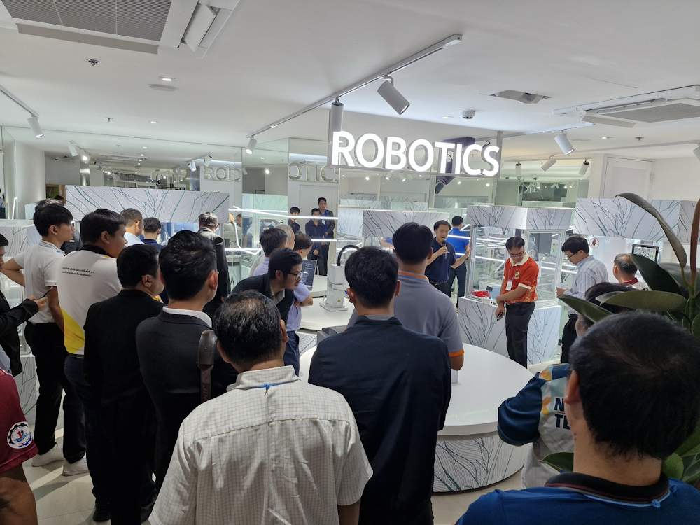 เอปสันเปิดบ้าน เผยวิสัยทัศน์แห่งอนาคตผ่าน 3 อีเวนต์ใหญ่ 3 Epson Robot