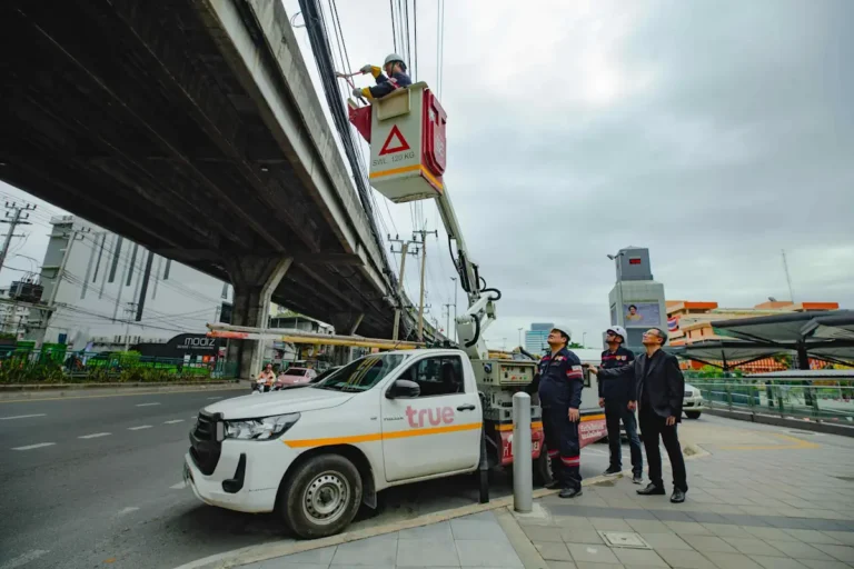 ทรู ผนึก การไฟฟ้านครหลวง และเครือข่ายพันธมิตร พลิกโฉมถนนรามคำแหง เดินหน้าจัดระเบียบสายสื่อสารลงใต้ดิน ยกระดับทัศนียภาพเมือง
