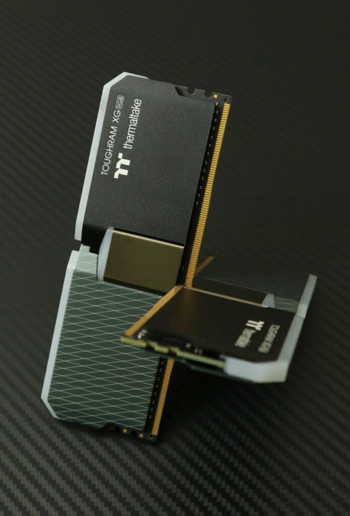 Thermaltake TOUGHRAM XG DDR4-4400MHz แรงตั้งแต่เกิด แค่เปิด XMP ก็แรง 7 TOUGHRAM XG