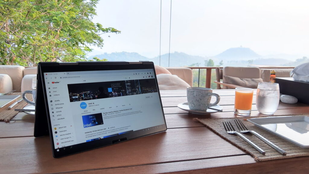Dynabook Portégé X30W-J ประสิทธิภาพที่พกพาง่าย ใช้งานได้สะดวก 2 Dynabook 01