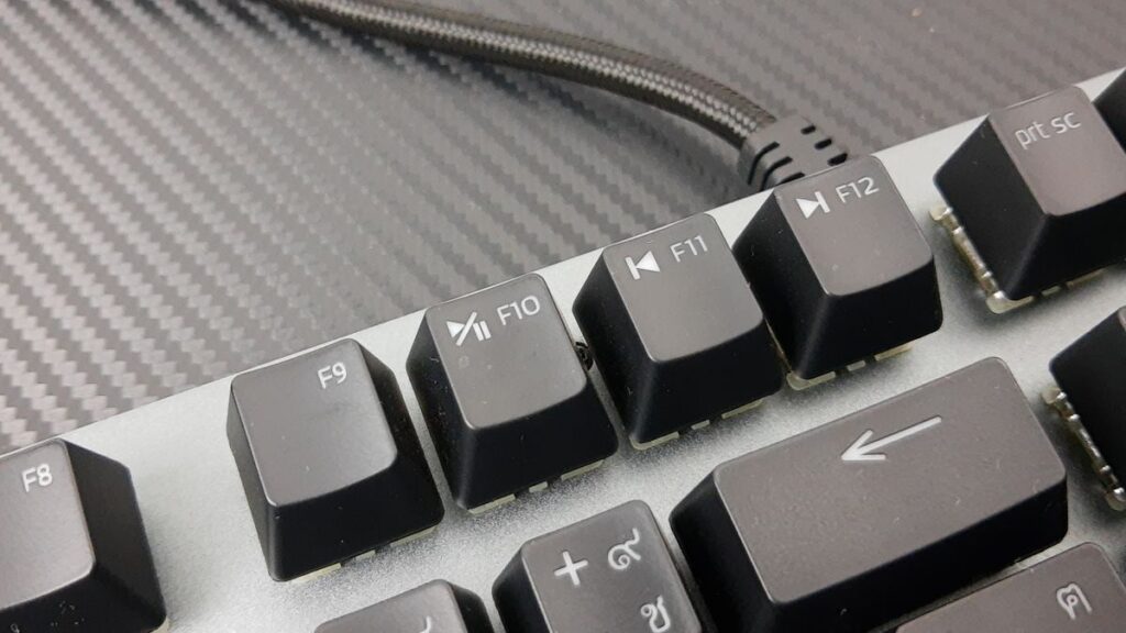 XPG SUMMONER RGB 028