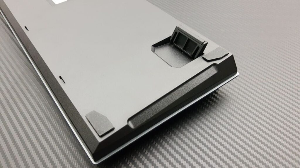 XPG SUMMONER RGB 059