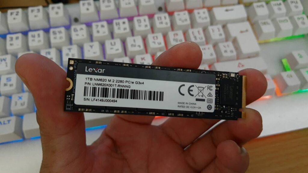 Lexar NM620