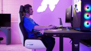 Thermaltake ARGENT E700 เก้าอี้เกมมิ่งหนังแท้ ร่วมออกแบบโดย Studio F. A. Porsche ให้ประสบการณ์ในระดับเฟิร์สคลาส