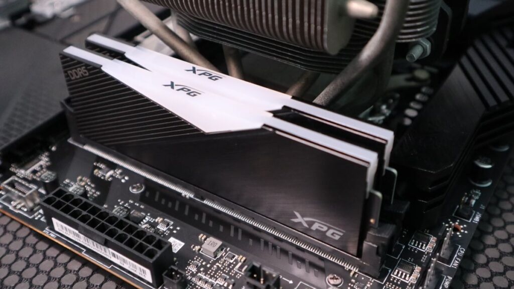 DDR5 XPG RGB install 02