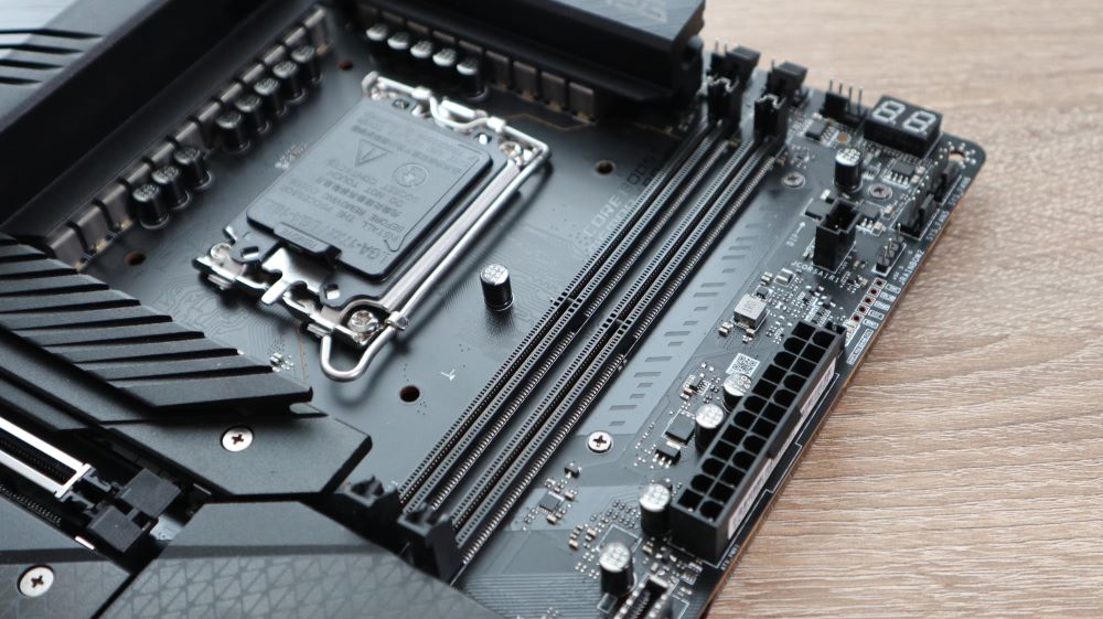 XPG Gaming PC Build ประกอบเกมมิ่งพีซีด้วยอุปกรณ์จาก XPG 12 MSI Z690 02