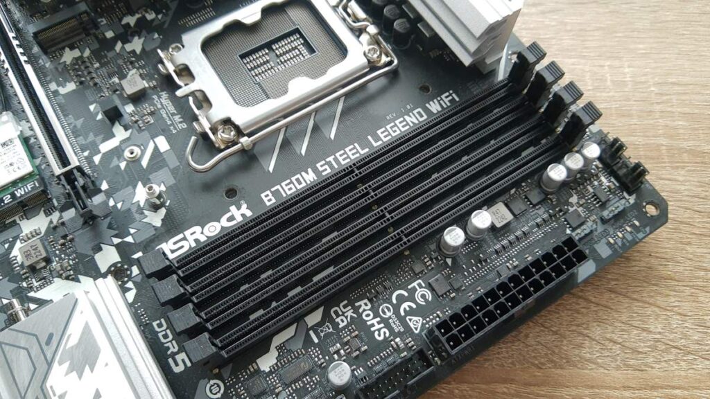 รีวิวเมนบอร์ด ASRock B760M Steel Legend WiFi รองรับซีพียู อินเทล คอร์ เจนฯ 12 และ 13 6 ASRock B760M SL WiFi DDR5 Slot