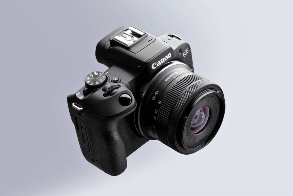 Photo Canon EOS R100 2