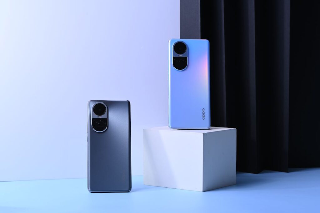 OPPO Reno10 Series 5G สมาร์ตโฟนที่มาพร้อมกับกล้องพอร์ตเทรตซูมได้ ให้ภาพสวย เริ่มต้น 13,990 บาท 3 OPPO Reno10 5G Design