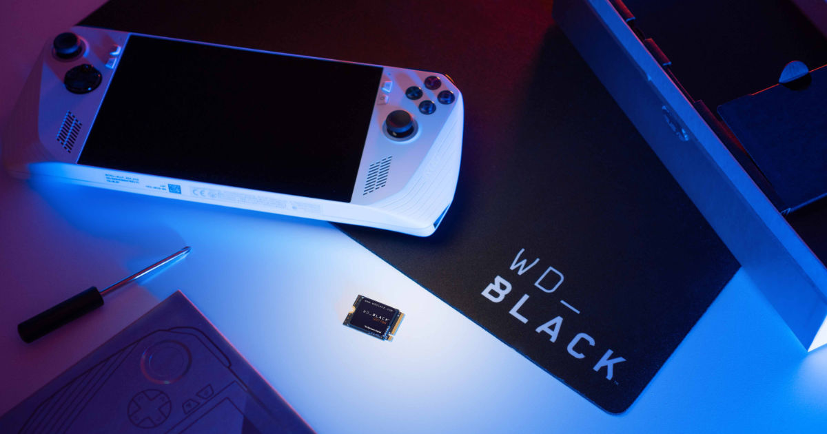 WD BLACK SN770M lifestyle