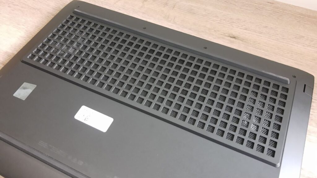 HP VICTUS GAMING 16-S0080AX เกมมิ่งโน้ตบุ๊กที่พร้อมขับเคลื่อนการประมวลผลในยุค AI ด้วยขุมพลังจาก AMD Ryzen 7 7840HS 10 HP VICTUS GAMING 16-S0080AX