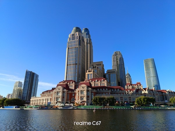 ตัวอย่างภาพถ่ายจากโหมด 108MP จาก realme C67