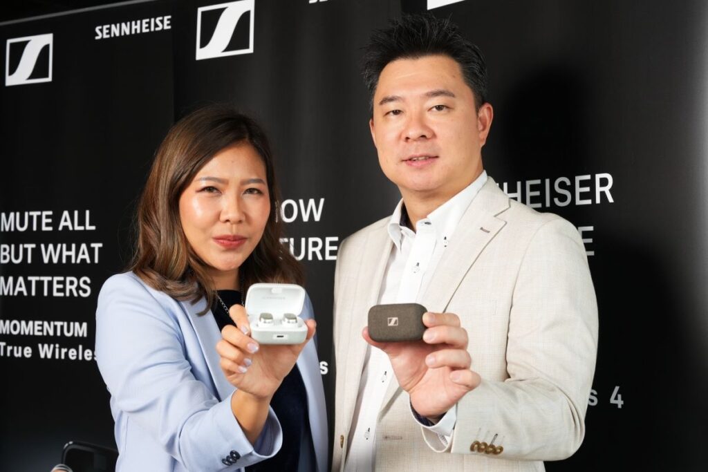 Canice Koh and Narissara Raveepaijit