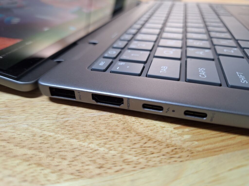 HP Envy x360 2-in-1 (14-fc0095TU)