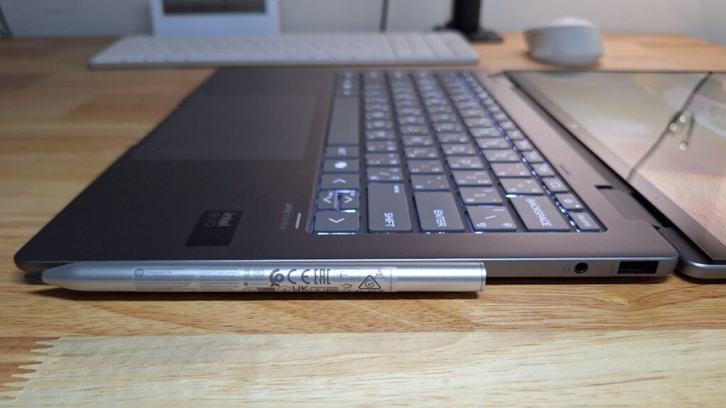 HP Envy x360 2-in-1 (14-fc0095TU)