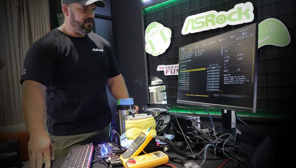 ASRock Z890 Taichi OCF แพลตฟอร์มสำหรับนักโอเวอร์คล็อกและเกมมิ่งระดับมืออาชีพ 7 OC2