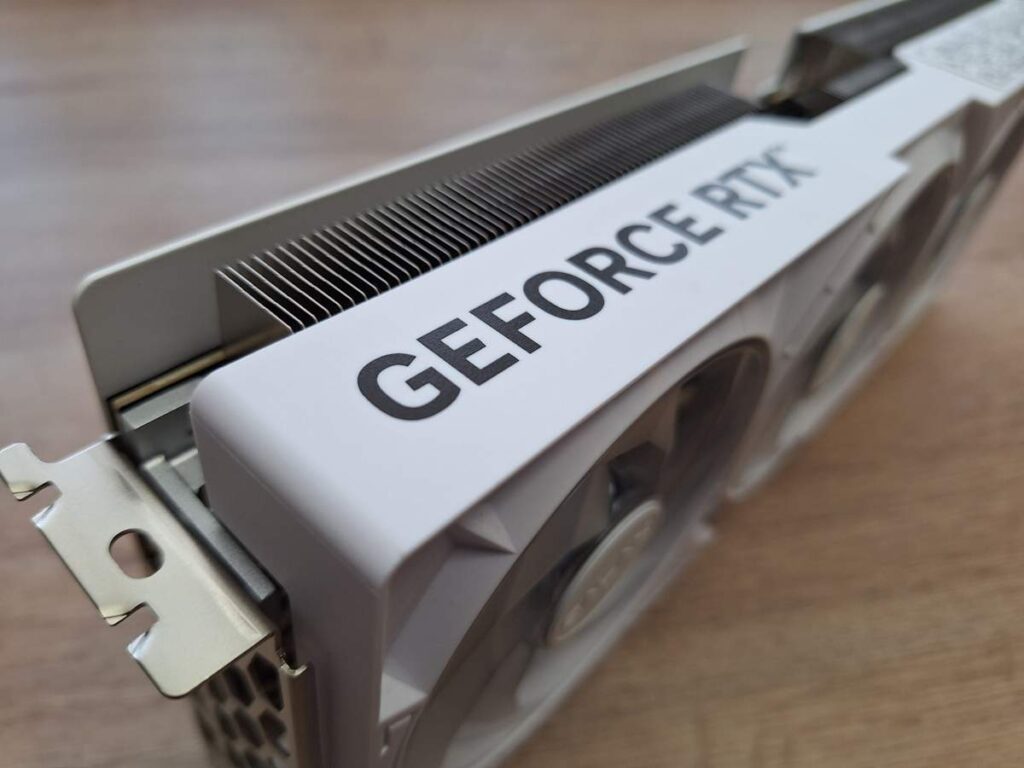 GA RTX5080 OCW 00a