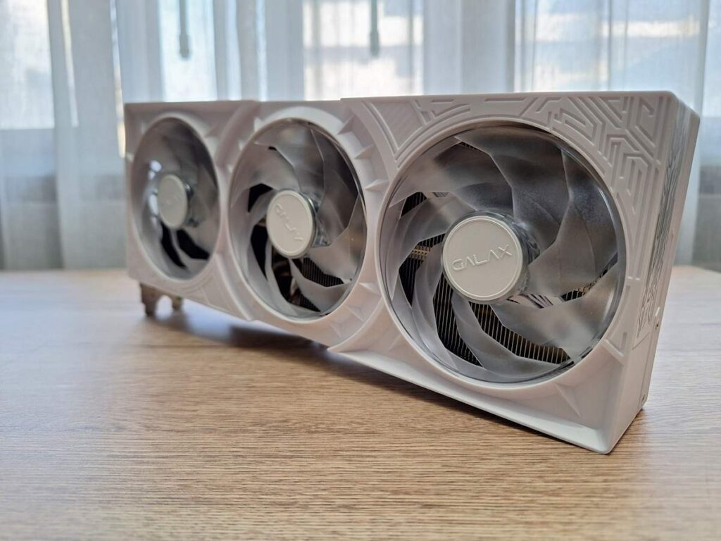 GA RTX5080 OCW 04