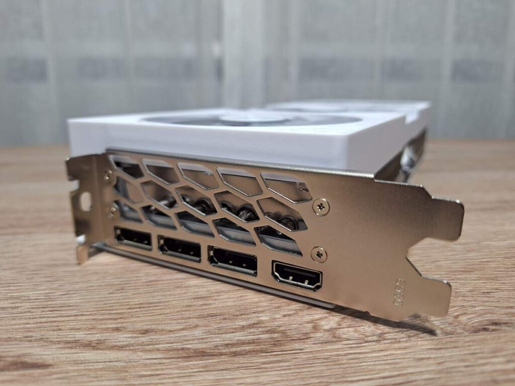 GA RTX5080 OCW 08