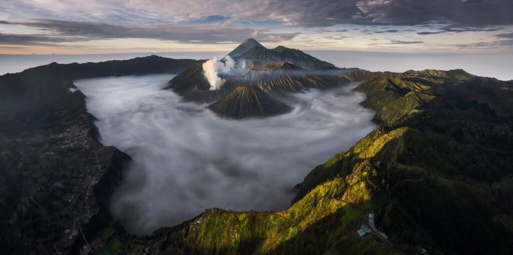 ฟิกรี มูฮารอม Indonesia