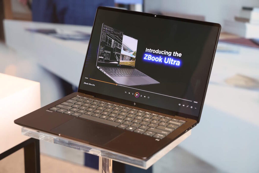 HP เปิดตัว AI Workstation ซีรีส์ Z: ขุมพลังใหม่สำหรับเศรษฐกิจดิจิทัลของไทย 5 ZBook Ultra