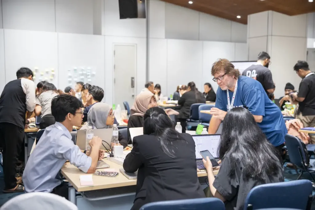 4 SIxMIT HackingMedicine2025 Hackathon