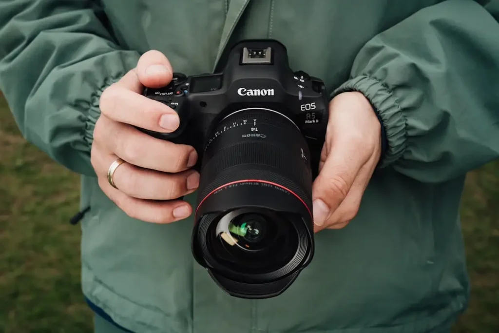 Canon เปิดตัวเลนส์ระดับโปร 2 รุ่น RF14mm f/1.4L VCM และ RF7-14mm f/2.8-3.5L Fisheye STM ปฏิวัติวงการเลนส์อัลตร้าไวด์ปลดล็อกมุมมองการถ่ายภาพให้แตกต่าง 4 Canon RF14mm f1.4L VCM 2