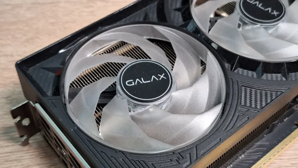 GALAX RTX 5080 1 Click OC 3Fan 02