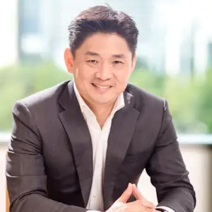 Cloudflare ชี้องค์กรไทยต้องเร่งวางรากฐานดิจิทัลให้แข็งแรง ก่อน AI ขยายความเสี่ยงเร็วเกินรับมือ 2 Kenneth Lai Cloudflare