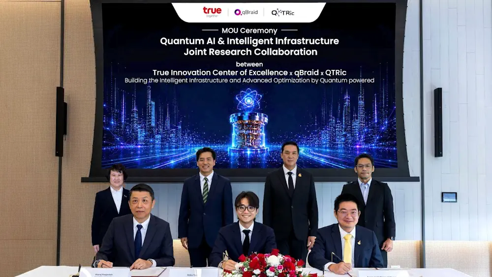 ทรู ผนึก QTRic เครือข่ายควอนตัมไทย และ qBraid จากสหรัฐอเมริกา ลง MoU สร้างระบบนิเวศด้าน Quantum AI และ โครงสร้างพื้นฐานอัจฉริยะ 1 True Quantum AI 00