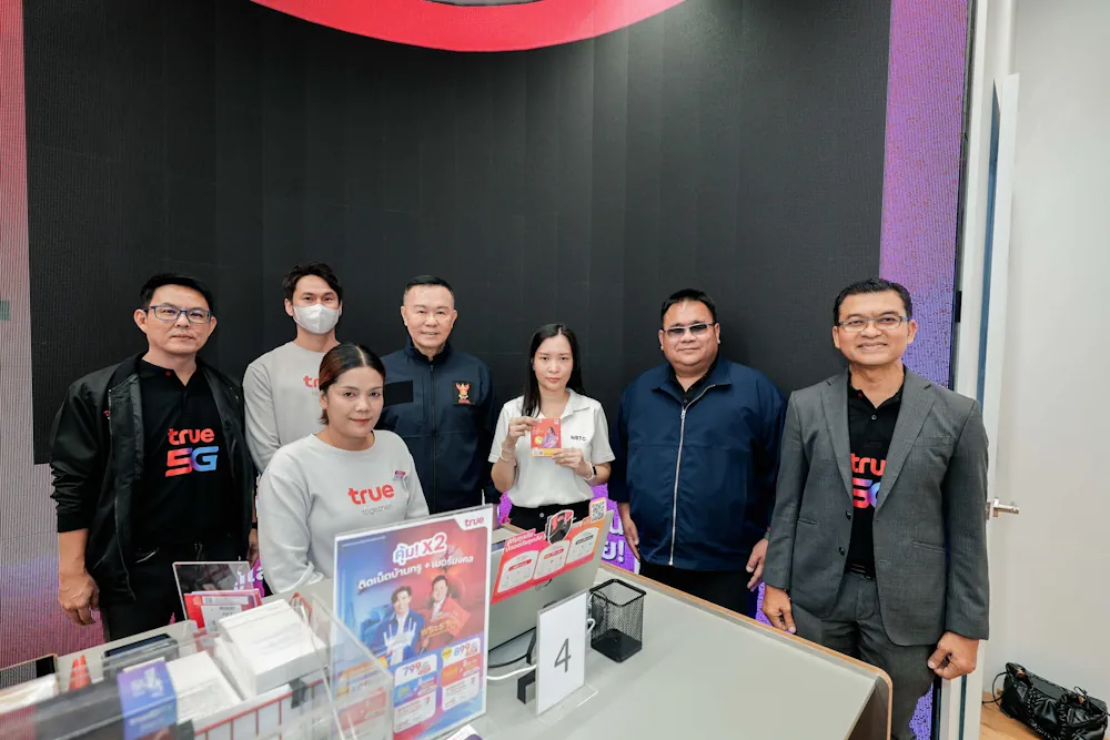 ทรู คอร์ปอเรชั่น ผนึก กสทช. ลงพื้นที่สมุทรสาคร-สมุทรสงคราม-เพชรบุรีตรวจเข้มมาตรการลงทะเบียนซิม สกัดการนำเลขหมายใช้ก่ออาชญากรรมไซเบอร์ 2 TRUE NBTC N1A8552